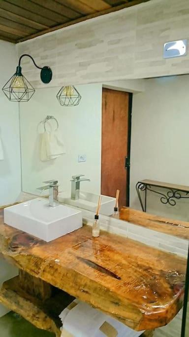 Vila Chale Com Vidros E Hidromassagem São Bento do Sapucaí Exteriér fotografie